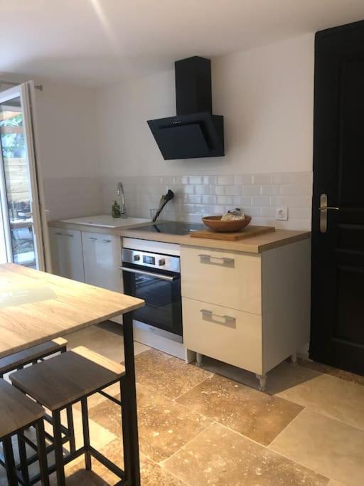 Appartement Bienvenue « A L'Ombre Du Figuier » à Pieusse Extérieur photo